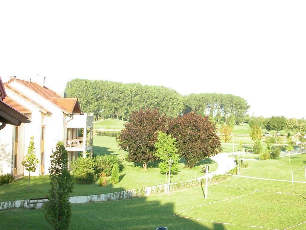 Apartman Golf Lux Bük Esterno foto